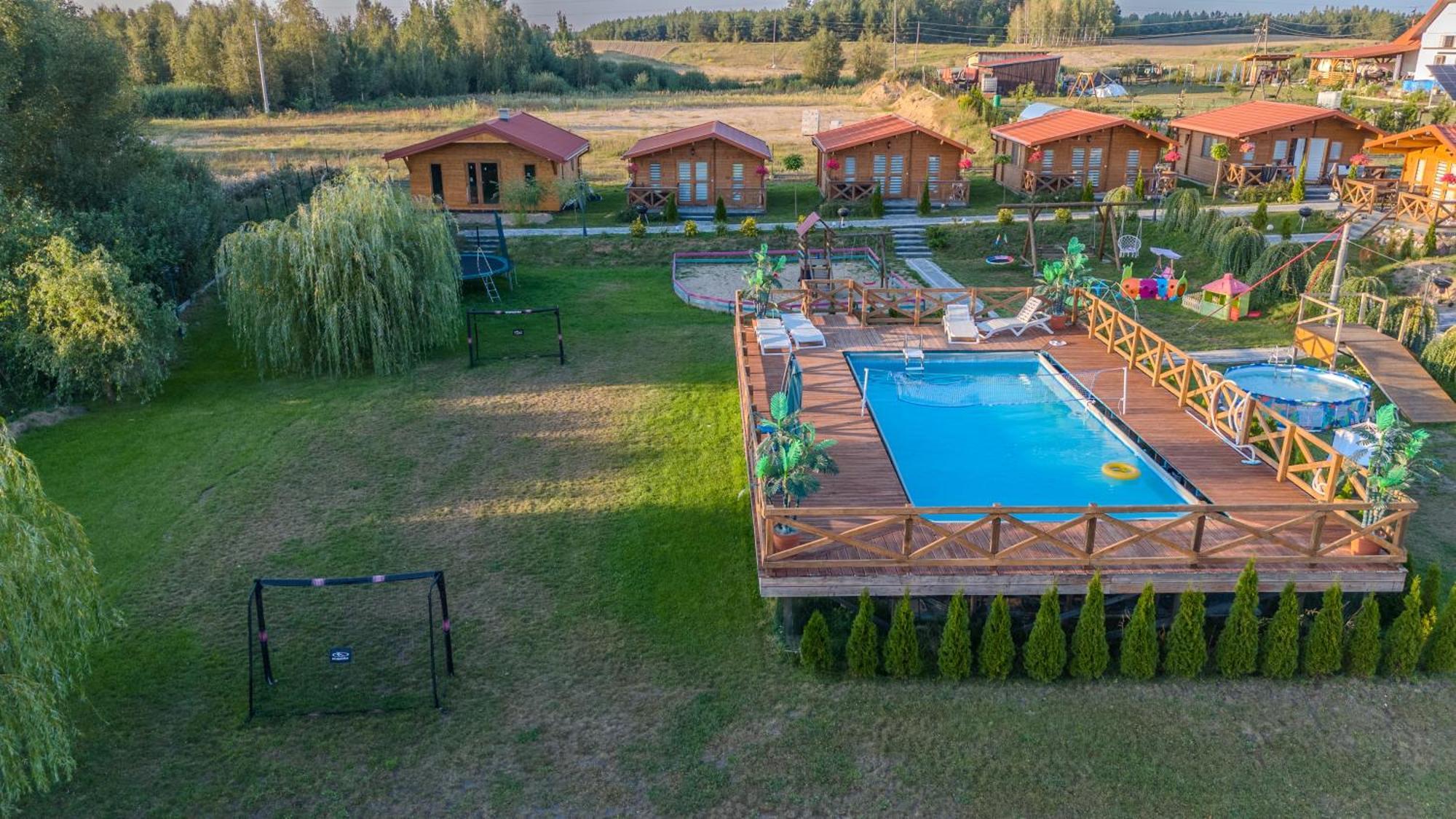 Zielona Dolina - Kompleks Dla Rodzin Z Dziecmi Mikołajki Luaran gambar