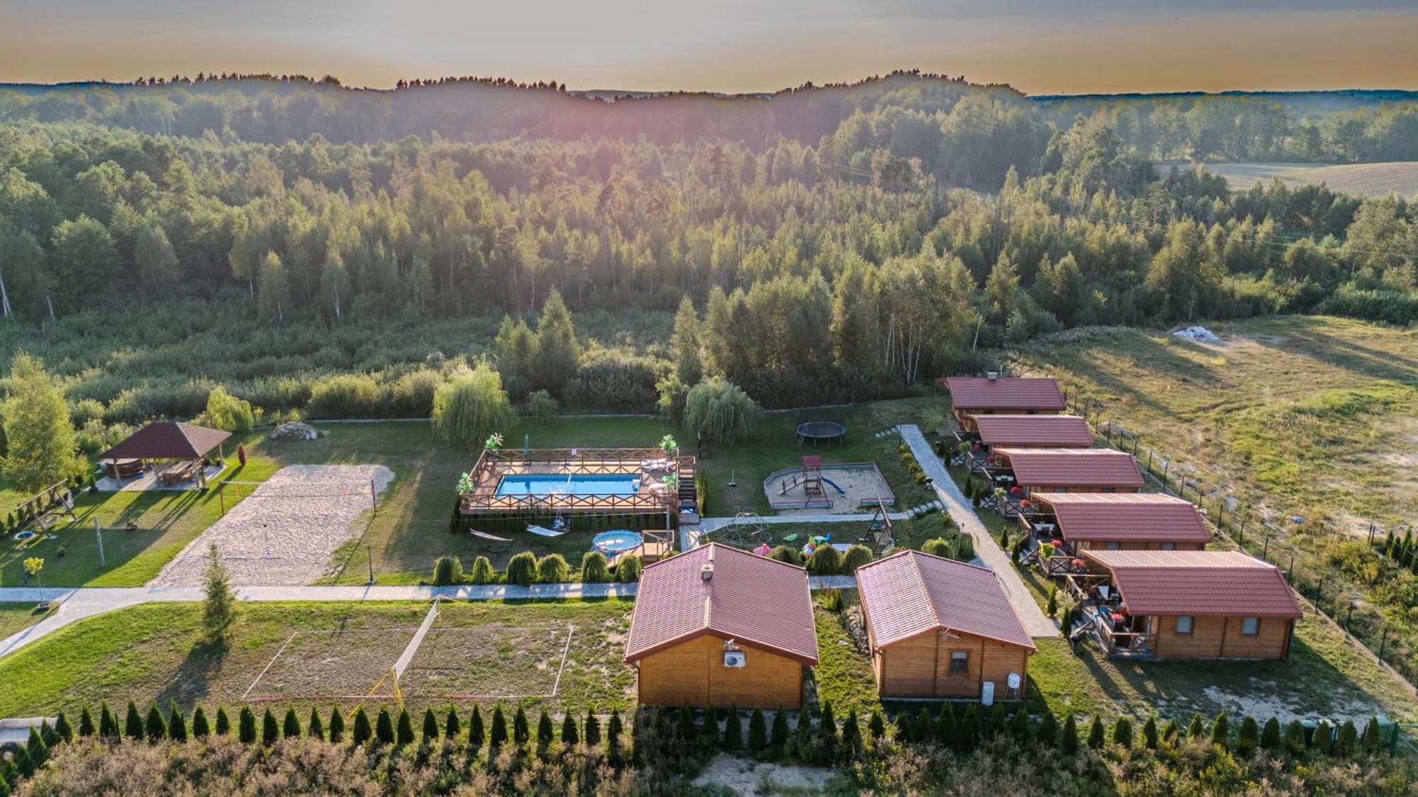 Zielona Dolina - Kompleks Dla Rodzin Z Dziecmi Mikołajki Luaran gambar